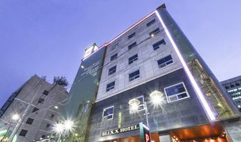 Blixx Hotel Suwon Exterior foto